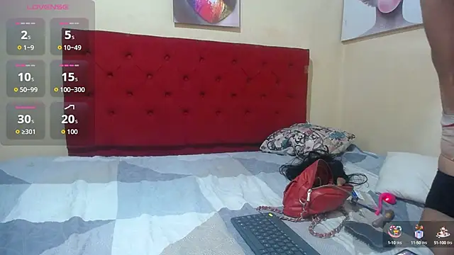 Snapshot of Anthonella_duran chatting on 09-19-25, 02:32 Anthonella duran online show from 09-19-25, 02:32