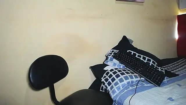 Anthonella duran online show from 11-05-25, 05:43