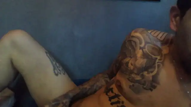 busnfatnutsLildee online show from 01-11-26, 08:27