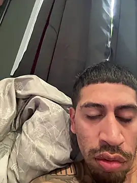 Snapshot of busnfatnutsLildee chatting on 02-24-26, 09:26 busnfatnutsLildee online show from 02-24-26, 09:26