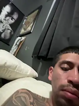 Snapshot of busnfatnutsLildee chatting on 02-24-26, 03:40 busnfatnutsLildee online show from 02-24-26, 03:40