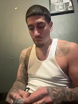 Snapshot of busnfatnutsLildee chatting on 02-21-26, 05:20 busnfatnutsLildee online show from 02-21-26, 05:20