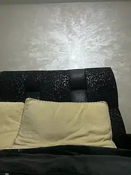 lara9Qouin online show from 03-31-26, 10:01