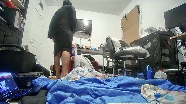 jasoncali305 online show from 11-25-25, 10:04