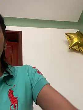 Snapshot of Lesly777_ chatting on 09-19-25, 02:32 Lesly777  online show from 09-19-25, 02:32