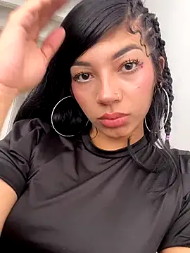 Snapshot of Lesly777_ chatting on 09-20-25, 02:44 Lesly777  online show from 09-20-25, 02:44