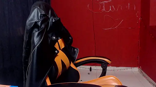 Snapshot of stvn_hot chatting on 03-05-26, 10:48 stvn hot online show from 03-05-26, 10:48