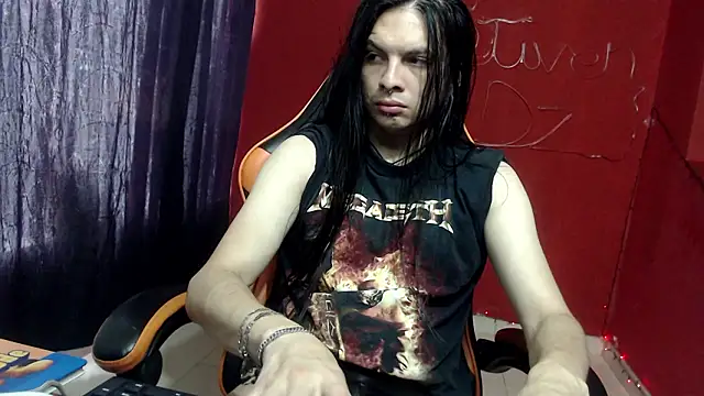 Snapshot of stvn_hot chatting on 02-13-26, 03:01 stvn hot online show from 02-13-26, 03:01