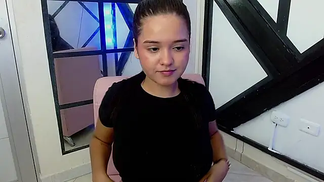 sarai mv1 online show from 09-16-25, 06:31