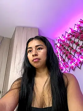 RaquelOficial online show from 10-23-25, 04:27