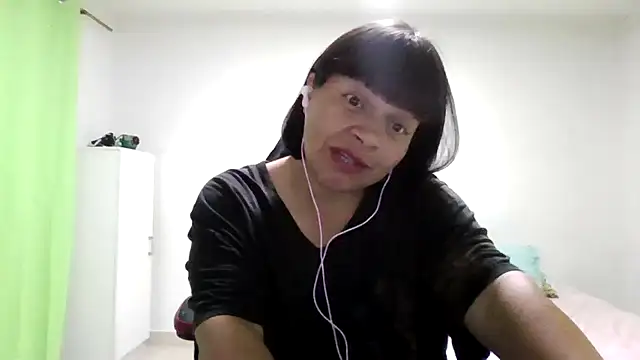 adri89-g online show from 07-05-26, 11:11