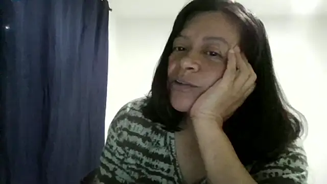 adri89-g online show from 06-01-26, 12:55