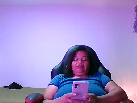 adri89-g online show from 09-30-25, 12:16