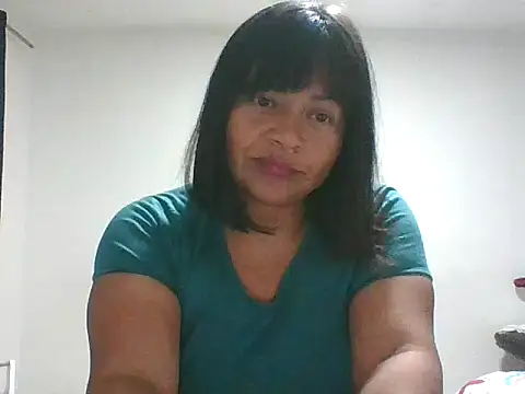 adri89-g online show from 11-25-25, 04:13