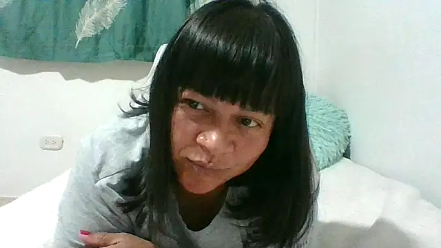 adri89-g online show from 01-18-26, 12:14