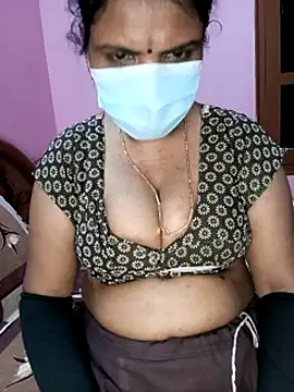 Snapshot of KannadaTamilTeluguBeauty chatting on 01-17-26, 08:01 KannadaTamilTeluguBeauty online show from 01-17-26, 08:01