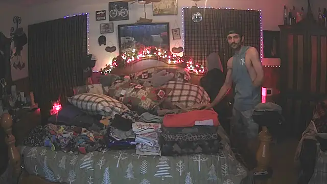 HarmoniousPhantasm3 online show from 12-19-25, 10:01