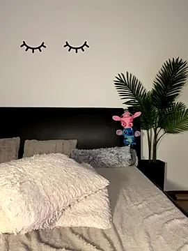 Andrestarr online show from 10-18-25, 06:32