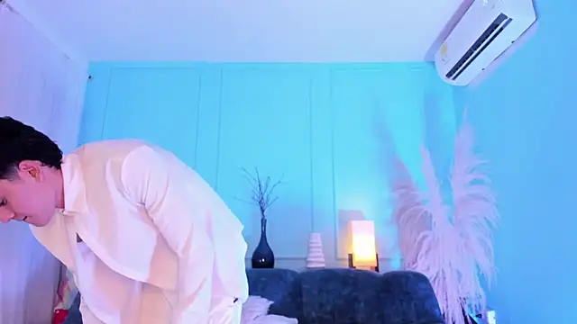 SandroVeyra online show from 11-08-25, 03:21