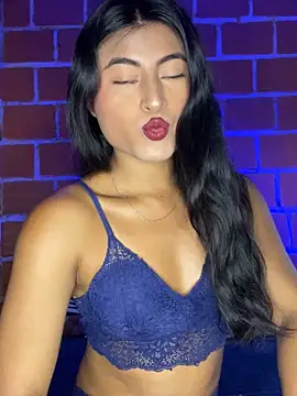 Michelle Narvaez online show from 02-19-26, 05:32