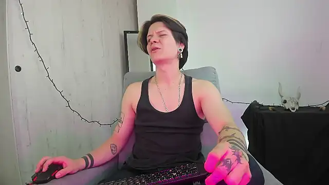 Jerry Cole online show from 12-22-25, 07:58