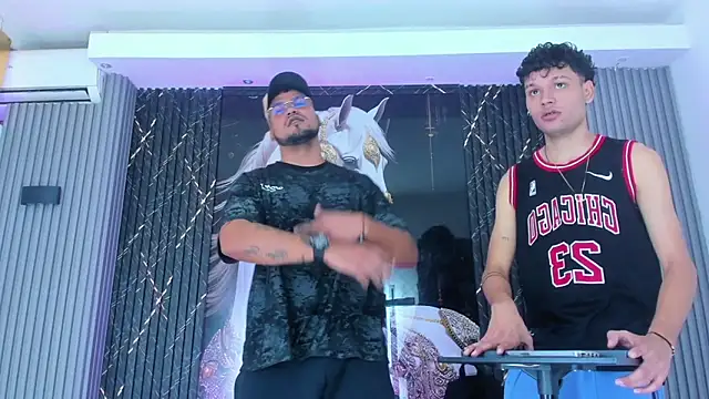 Iam Steven online show from 11-15-25, 01:04