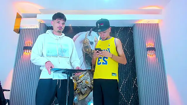 Snapshot of Iam_Steven chatting on 10-08-25, 12:28 Iam Steven online show from 10-08-25, 12:28