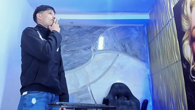 Iam Steven online show from 12-21-25, 04:03