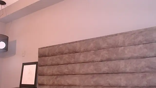 Aliciabloom online show from 10-04-25, 12:39
