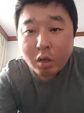 Snapshot of murongshao chatting on 02-11-26, 08:25 murongshao online show from 02-11-26, 08:25