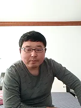 Snapshot of murongshao chatting on 02-13-26, 06:46 murongshao online show from 02-13-26, 06:46