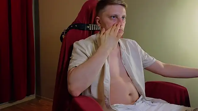 Snapshot of Vincent_Hardman chatting on 11-20-25, 08:09 Vincent Hardman online show from 11-20-25, 08:09