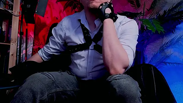 Vincent Hardman online show from 04-17-26, 08:11