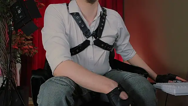 Vincent Hardman online show from 04-10-26, 08:16