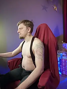 Snapshot of Vincent_Hardman chatting on 01-11-26, 08:16 Vincent Hardman online show from 01-11-26, 08:16