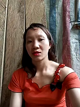 Snapshot of bonnie-00 chatting on 09-28-25, 01:12 bonnie-00 online show from 09-28-25, 01:12
