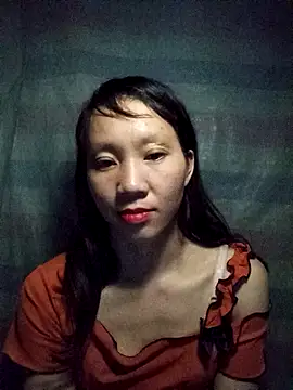 Snapshot of bonnie-00 chatting on 10-12-25, 03:35 bonnie-00 online show from 10-12-25, 03:35