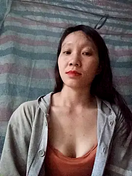 Snapshot of bonnie-00 chatting on 10-14-25, 03:51 bonnie-00 online show from 10-14-25, 03:51