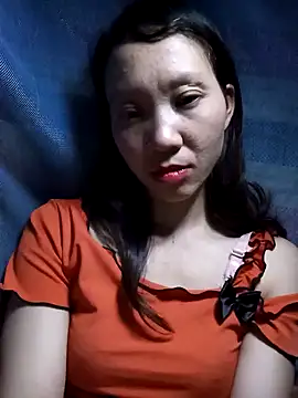 Snapshot of bonnie-00 chatting on 09-28-25, 02:24 bonnie-00 online show from 09-28-25, 02:24