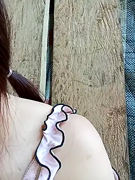 bonnie-00 online show from 04-12-26, 01:53