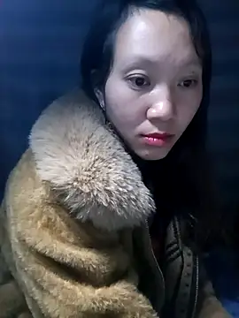 bonnie-00 online show from 11-17-25, 03:49