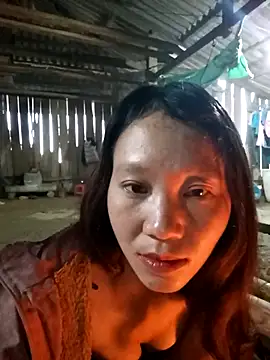 bonnie-00 online show from 10-31-25, 11:55