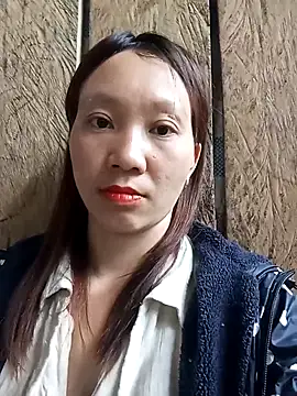 Snapshot of bonnie-00 chatting on 05-09-26, 02:15 bonnie-00 online show from 05-09-26, 02:15
