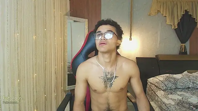 Snapshot of fire_drako_ chatting on 06-17-26, 12:00 fire drako online show from 06-17-26, 12:00
