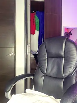 BunnyGlow50 online show from 11-28-25, 03:39