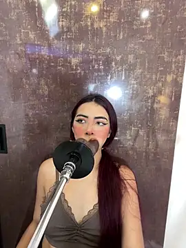 cherry skinny  online show from 12-14-25, 04:08