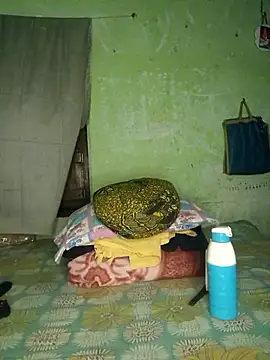 Snapshot of sonali134 chatting on 10-27-25, 05:47 sonali134 online show from 10-27-25, 05:47