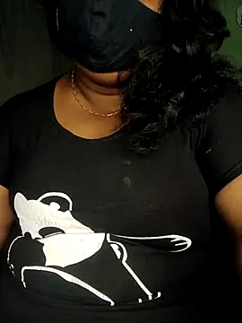 Snapshot of sonali134 chatting on 10-13-25, 05:58 sonali134 online show from 10-13-25, 05:58