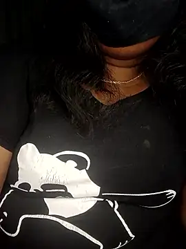 Snapshot of sonali134 chatting on 10-15-25, 06:05 sonali134 online show from 10-15-25, 06:05