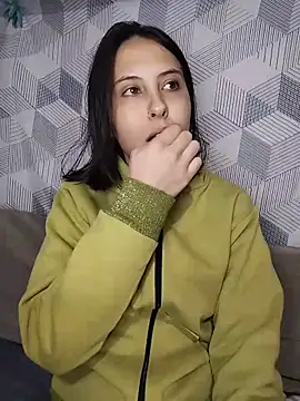 Snapshot of melzinhah03 chatting on 06-15-26, 12:22 melzinhah03 online show from 06-15-26, 12:22